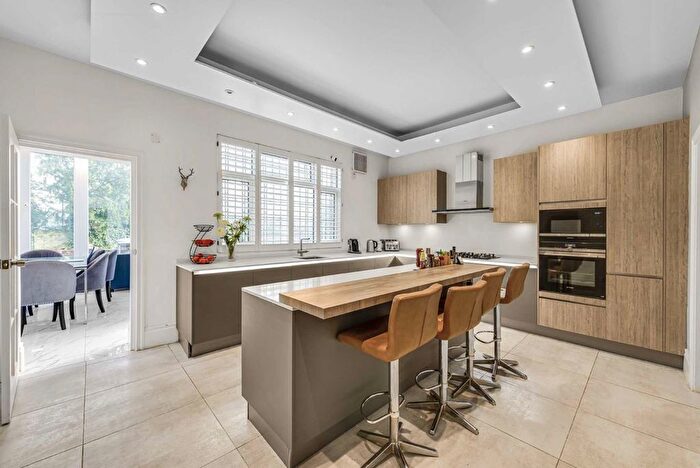 5 Bedroom Detached House To Rent In The Grove, Isleworth, TW7