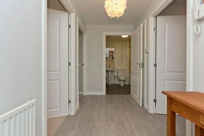 2 Bedroom Flat To Rent In King Street, City Centre, Aberdeen, AB24