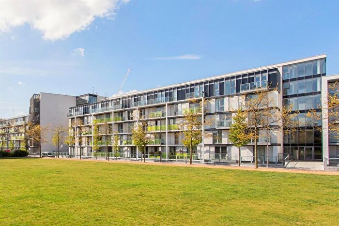 1 Bedroom Apartment For Sale In Hudson Apartments, New River Village, Hornsey, N8