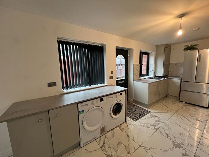 2 Bedroom Bungalow For Sale In A Clinton Street, Worksop, S80
