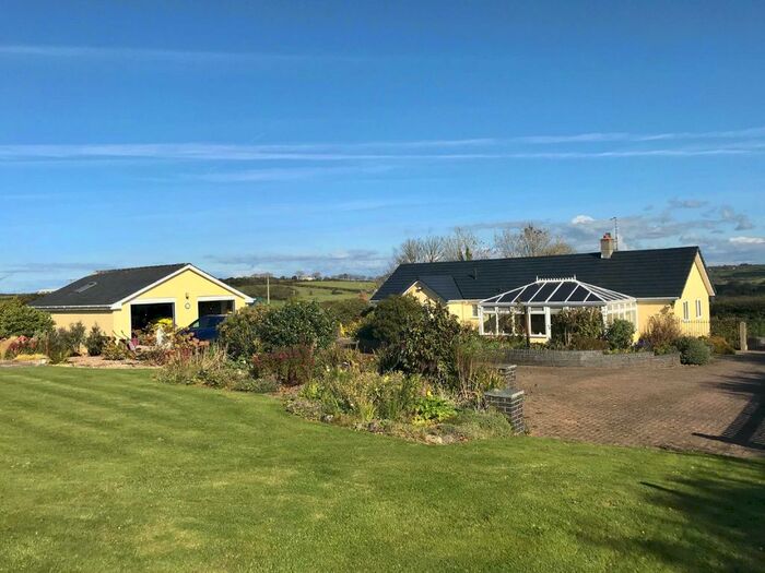 3 Bedroom Bungalow For Sale In Tanygroes, Cardigan, Ceredigion, SA43