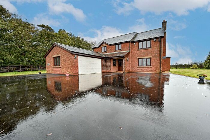 3 Bedroom Detached House To Rent In Salwick Road, Wharles, PR4