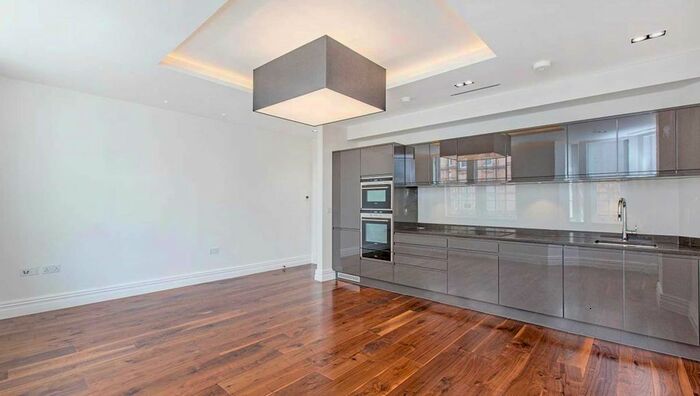 2 Bedroom Flat To Rent In New Cavendish Street, Marylebone, W1G