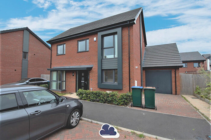3 Bedroom End Of Terrace House To Rent In Greenfinch Road, Coventry, CV4
