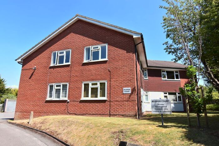 Studio To Rent In Reddown Road, Coulsdon, CR5