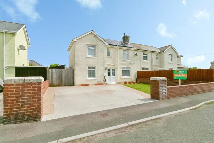 3 Bedroom Semi-Detached House For Sale In Glebeland Place, St. Athan, Barry, CF62