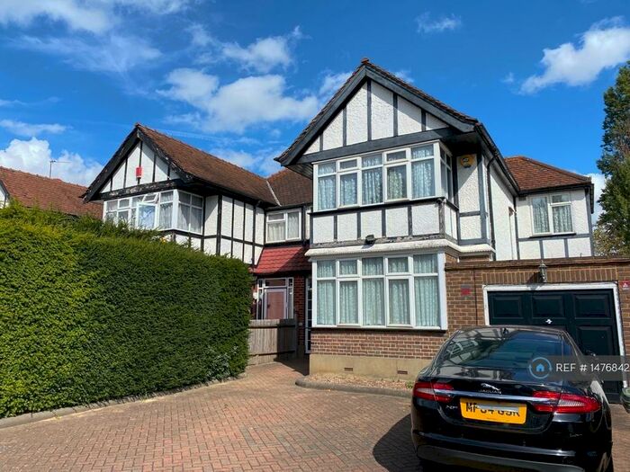 5 Bedroom Semi-Detached House To Rent In Preston Road, Wembley, HA9