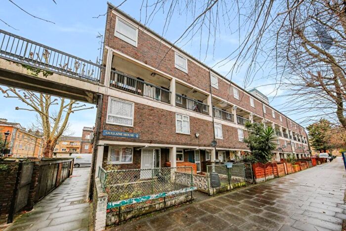 2 Bedroom Flat For Sale In Gullane House, Shetland Road, E3