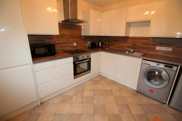 2 Bedroom Flat To Rent In Maberly Street, Aberdeen, AB25