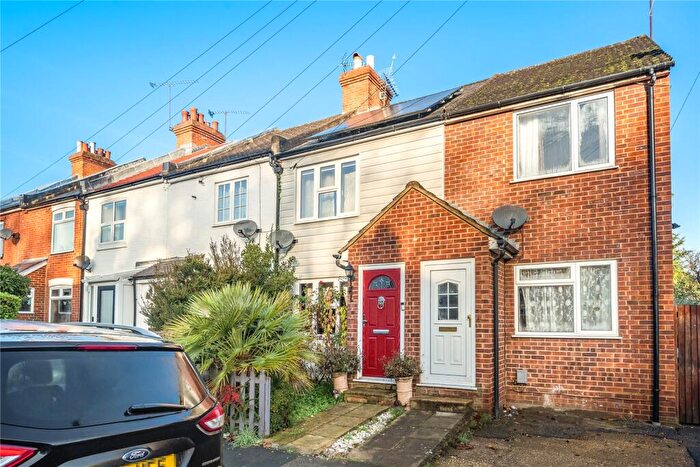 2 Bedroom Terraced House To Rent In Canning Road, Aldershot, Hampshire, GU12