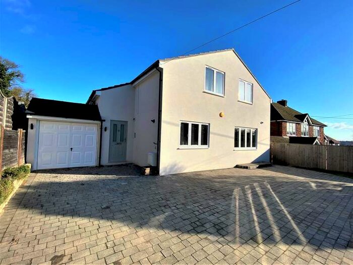 5 Bedroom Detached House To Rent In Marlow Bottom, Marlow, SL7