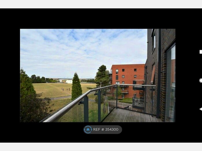 2 Bedroom Flat To Rent In Larner Road, Erith, DA8