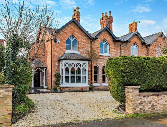 5 Bedroom Semi-Detached House To Rent In St Johns Road, Chester, CH4