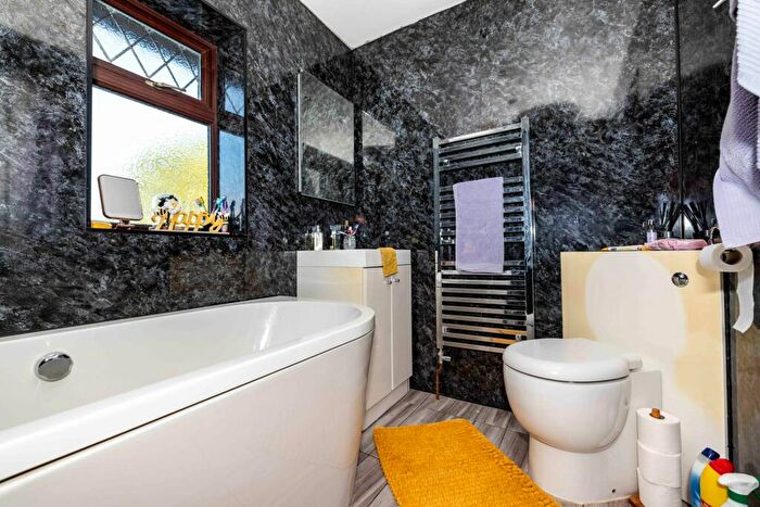 5 Bedroom Detached House For Sale In Briar Close, Aylesham, CT3