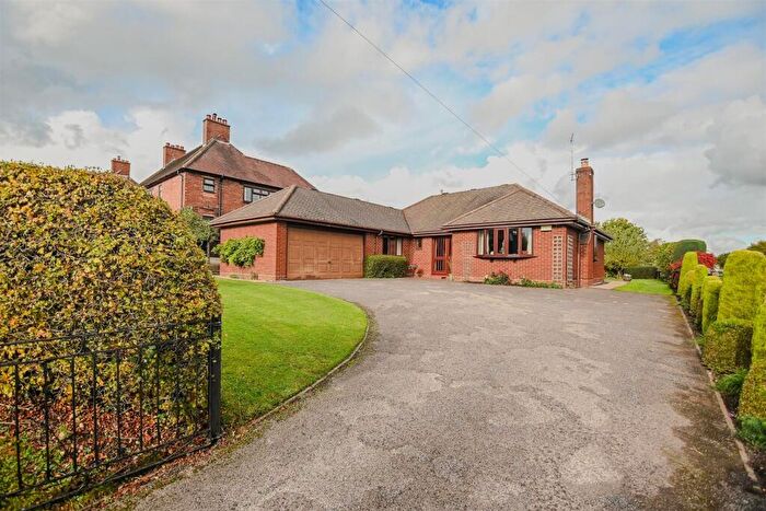 2 Bedroom Detached Bungalow For Sale In Briarsway, Hadley Street, Yoxall, DE13