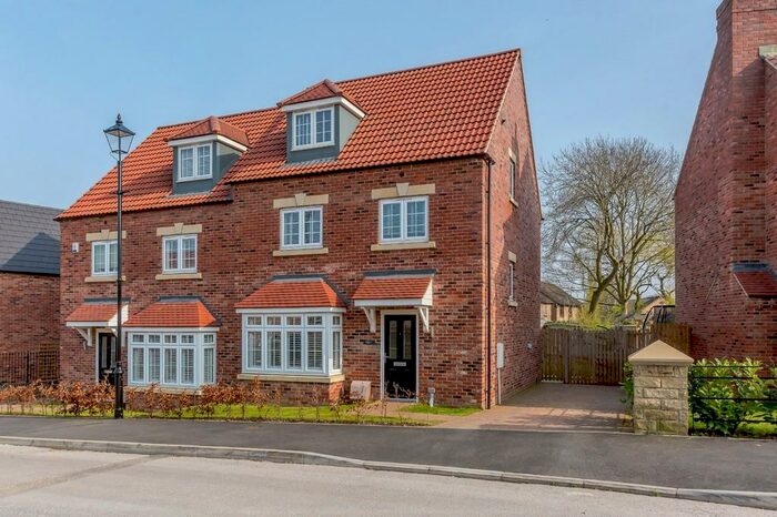 4 Bedroom Semi-Detached House To Rent In Pentagon Way, Wetherby, LS22