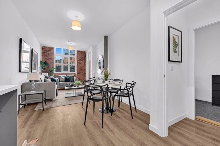 1 Bedroom Flat To Rent In Vernon Street, Bolton, BL1