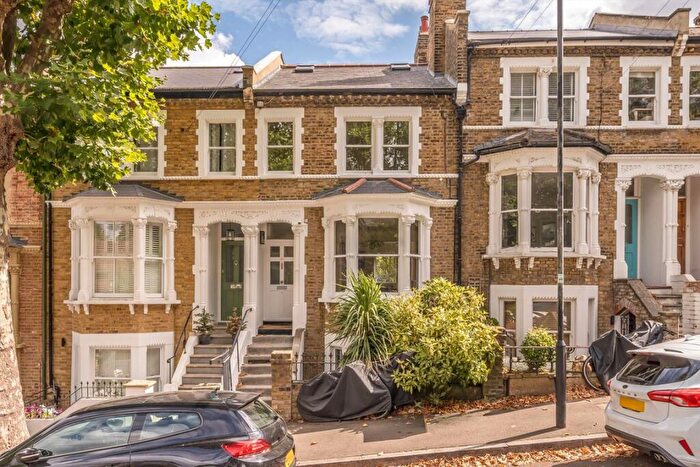 4 Bedroom Terraced House To Rent In Becondale Road, Gipsy Hill, SE19