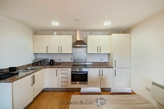 2 Bedroom Apartment To Rent In Sail House, Colchester, CO2