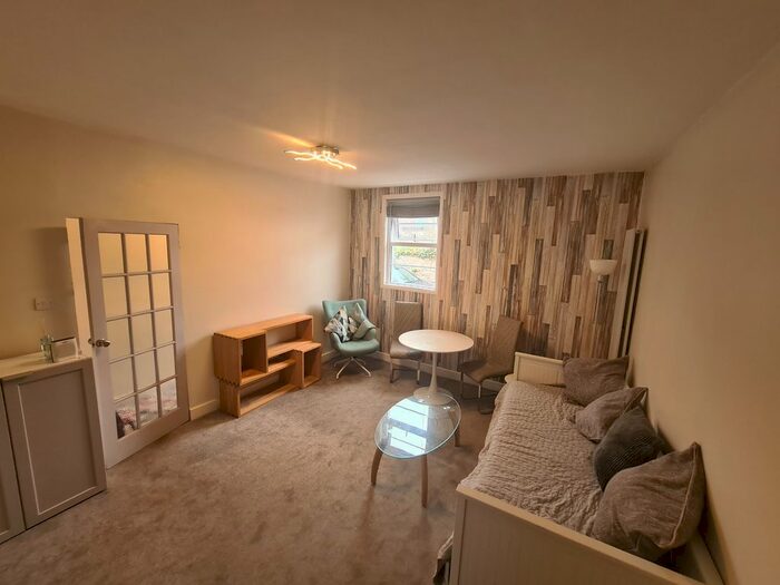 1 Bedroom Cottage To Rent In Kents Lane, Torquay, TQ1