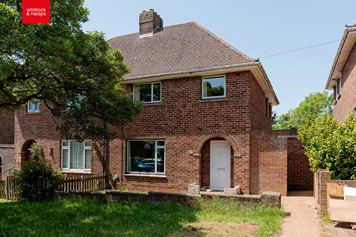 3 Bedroom Semi-Detached House For Sale In Amberley Drive, Hove, BN3