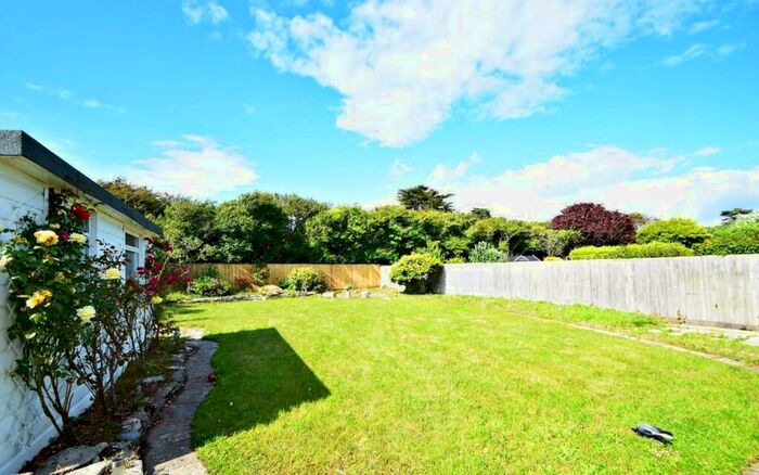 3 Bedroom Detached Bungalow To Rent In New Milton, BH25