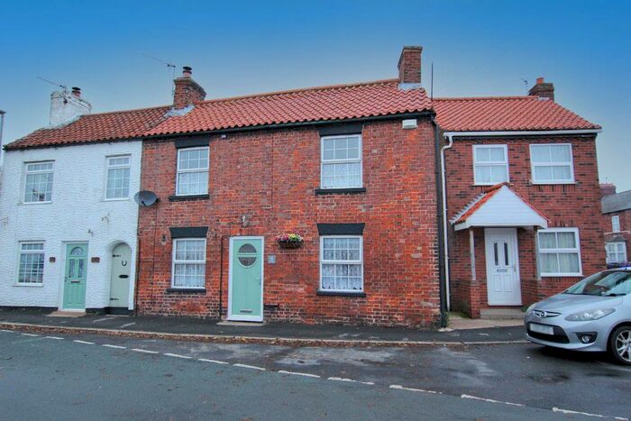 3 Bedroom Cottage To Rent In High Street, Aldbrough, HU11