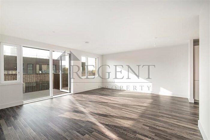 2 Bedroom Apartment To Rent In Fusion Apartments, Deptford, SE14