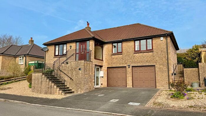 3 Bedroom Detached Bungalow For Sale In Highfield, Ilminster, Somerset, TA19
