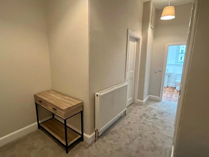 3 Bedroom Flat To Rent In Gilmore Place, Bruntsfield, Edinburgh, EH3