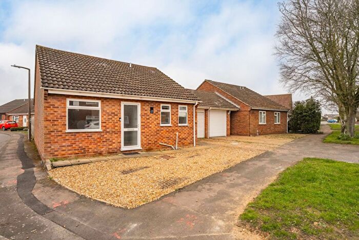 2 Bedroom Detached Bungalow For Sale In Woodside Park, Attleborough, NR17