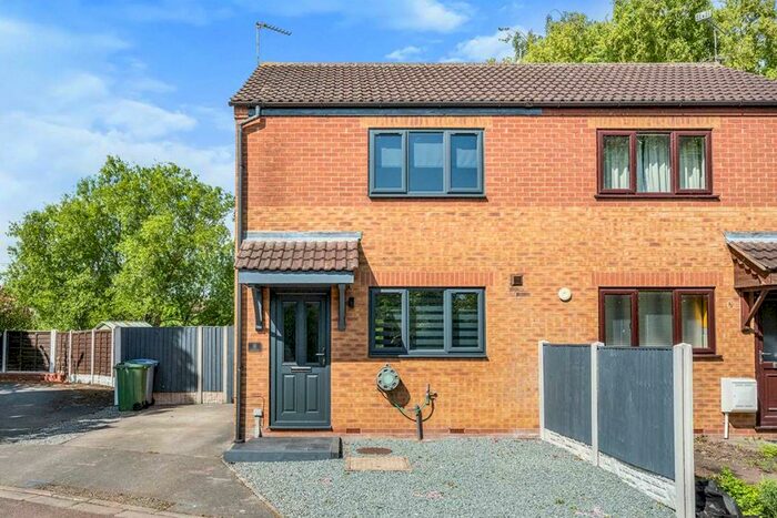 2 Bedroom Semi-Detached House To Rent In Poulter View, Retford, Nottinghamshire, DN22