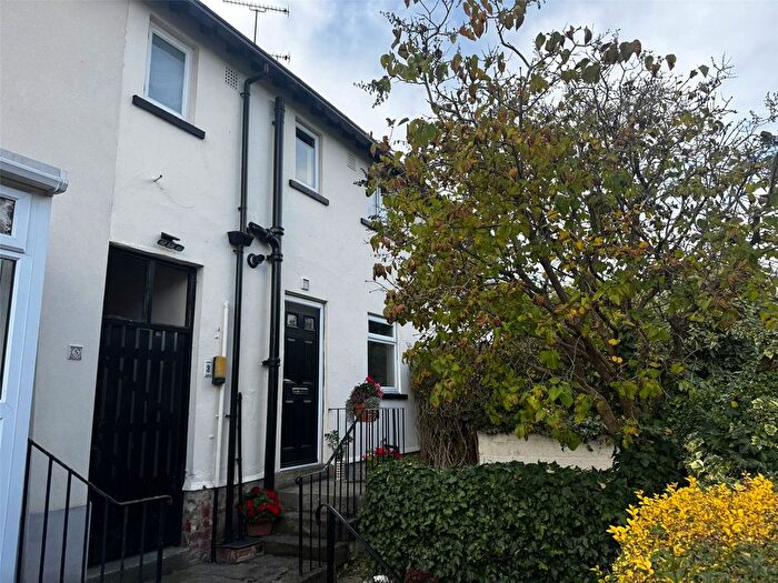 2 Bedroom Terraced House For Sale In Sandfield View, Leeds, LS6