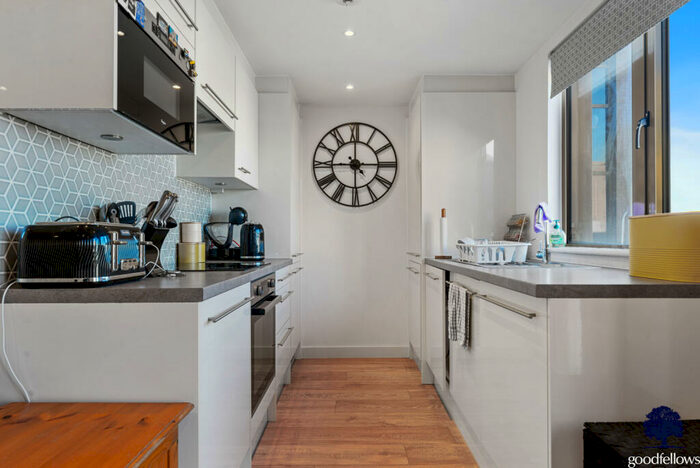 1 Bedroom Apartment To Rent In London Road, Cheam, Sutton, SM3