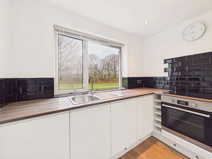 2 Bedroom Flat For Sale In Fell Close, Washington, NE37