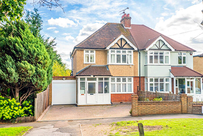 3 Bedroom Semi-Detached House For Sale In Green Lane, St. Albans, Hertfordshire, AL3