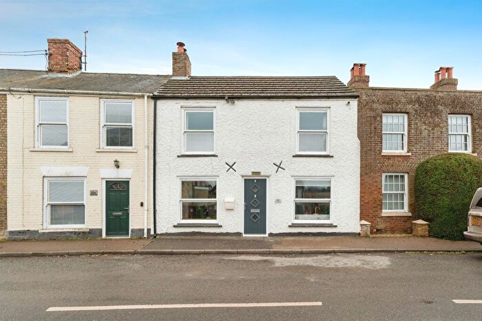3 Bedroom Terraced House For Sale In School Road, Upwell, Wisbech, PE14