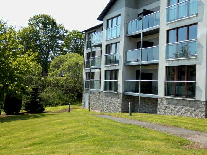 2 Bedroom Flat For Sale In Burnside Drive, Dyce, Aberdeen, AB21