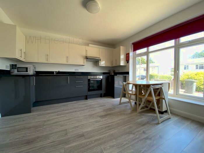 5 Bedroom House To Rent In Sancroft Avenue, Canterbury, CT2