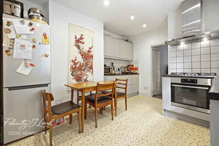 1 Bedroom Flat For Sale In Princess May Road, London, N16