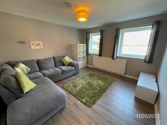 2 Bedroom Flat To Rent In Great Western Road, Pitstruan House, Flat, Aberdeen, AB10