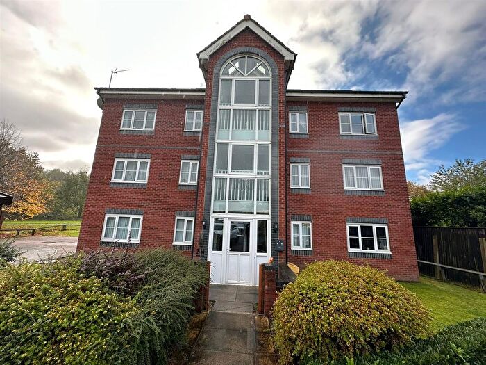 2 Bedroom Flat For Sale In Newby Close, Bury, BL9