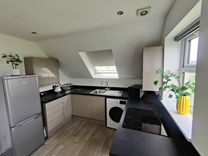 1 Bedroom Flat To Rent In Apartment, Shield House, Langsett Road, Sheffield, South Yorkshire, S6