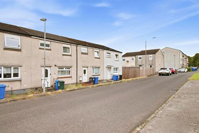 3 Bedroom Terraced House For Sale In Ladyton Estate, Alexandria, G83