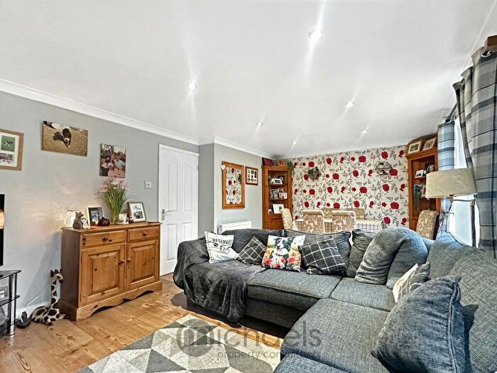 4 Bedroom Detached House For Sale In Melbourne Chase, Colchester, CO2
