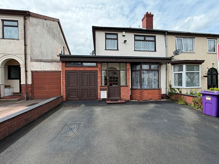3 Bedroom Semi Detached House To Rent In Leighton Road, Penn, Wolverhampton, WV4