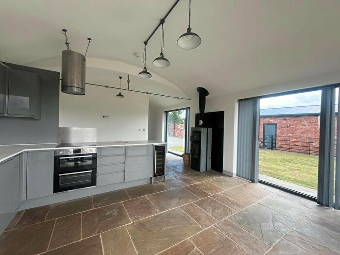 3 Bedroom Barn Conversion To Rent In Priors Marston, Southam, CV47