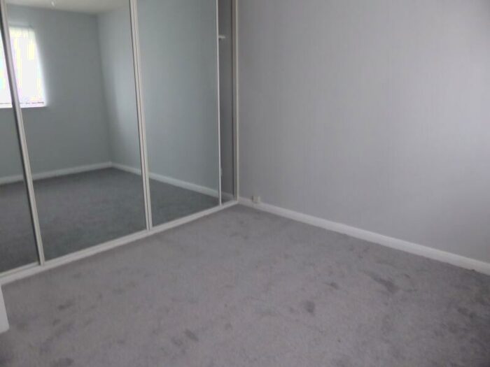 1 Bedroom Terraced House To Rent In Stepney Close, Crawley, RH10