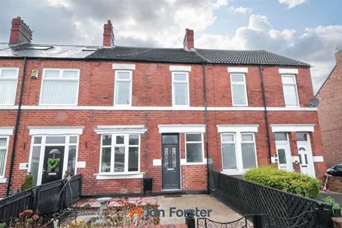 3 Bedroom Terraced House To Rent In East View, Wideopen, Newcastle Upon Tyne, NE13