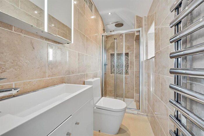 5 Bedroom Semi-Detached House For Sale In Whitecross Avenue, Tideswell, Buxton, SK17